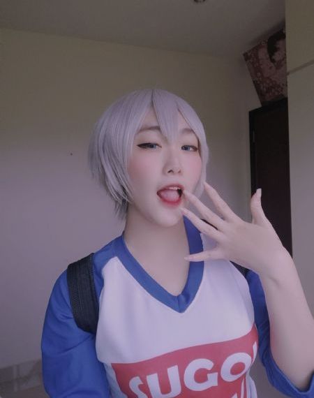 年轻的女演员_超清天堂在线