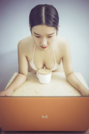 戏梦巴黎免费观看_BD韩语电影完整版在线观看