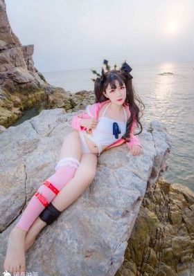天海翼香汗女教师在线播放_HD电影完整版