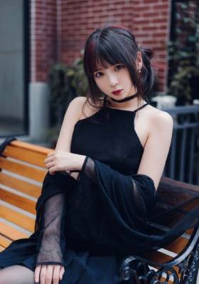 丰满的学生bd正在播放_HD完整在线观看